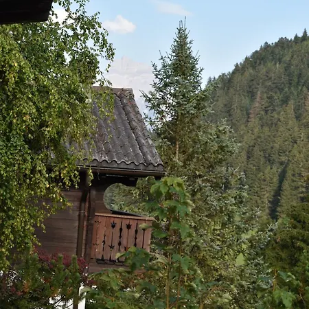 Entier Pour L'été Chalet